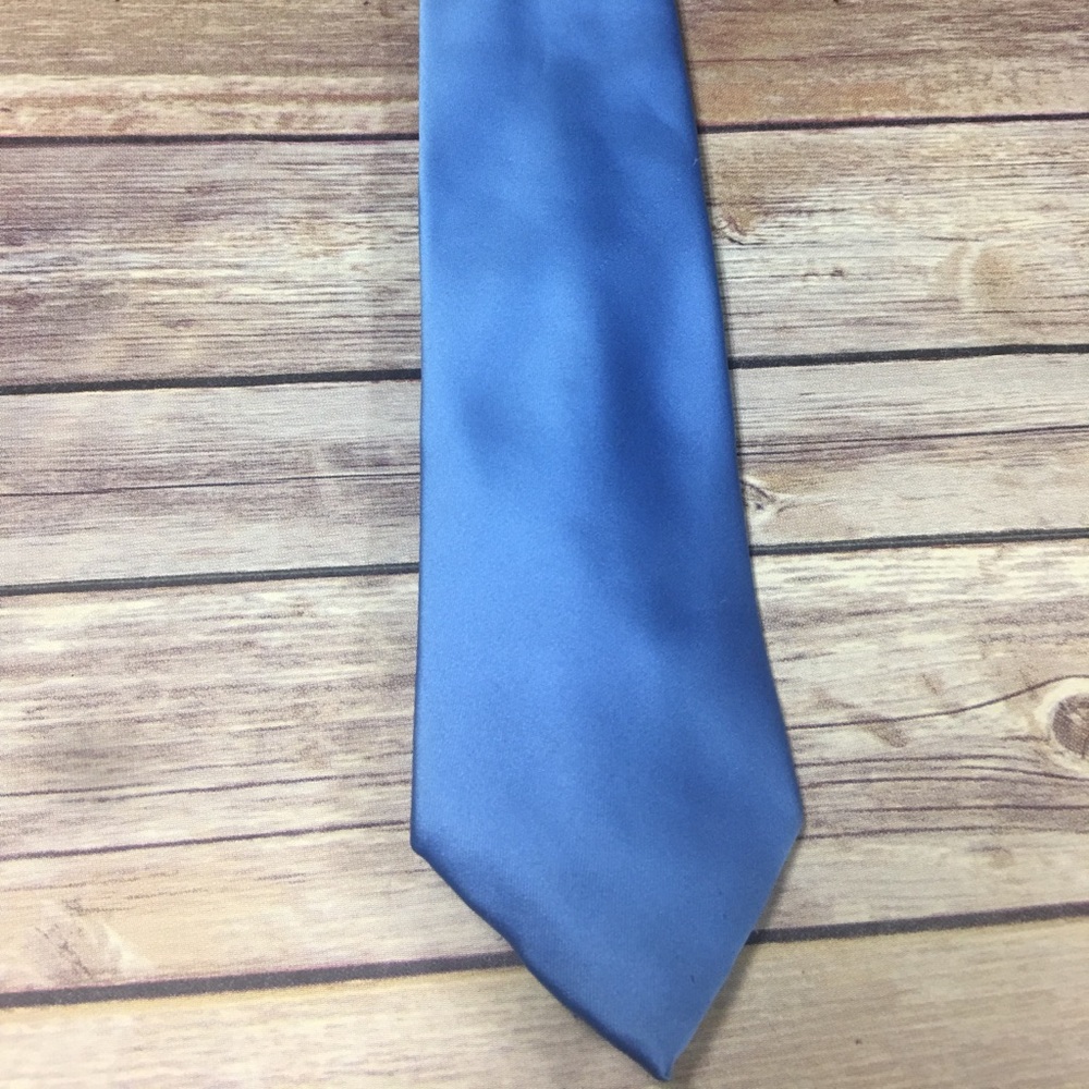 Blue Geoffrey Beene Tie